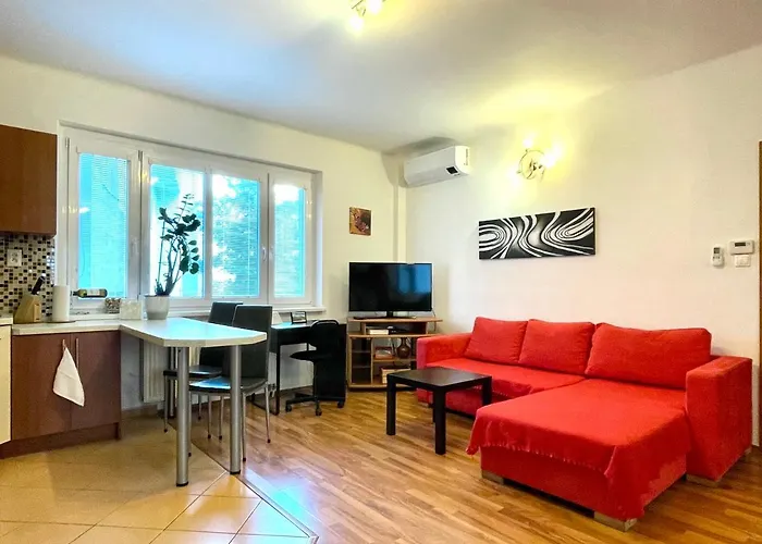 شقة Peaceful Place In Old Town براتسيلافا