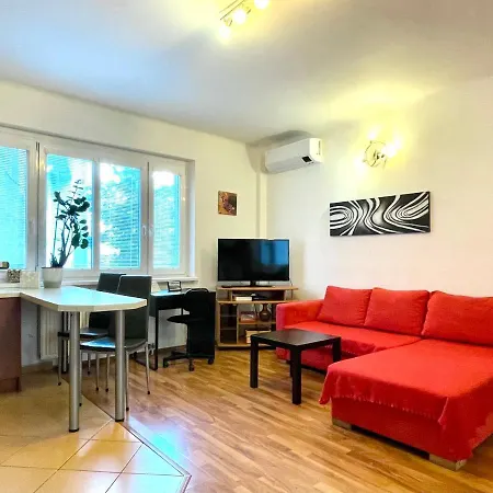 Διαμέρισμα Peaceful Place In Old Town Μπρατισλάβα